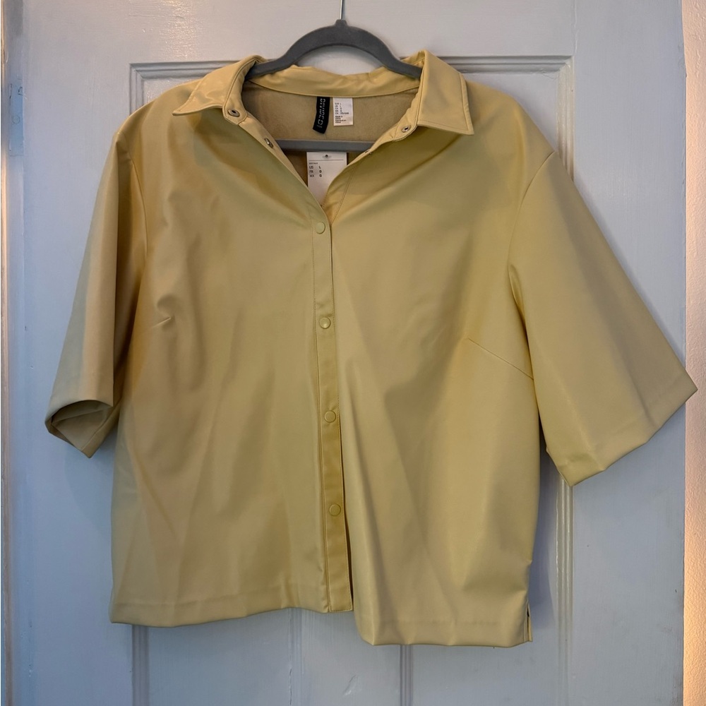 H&M Light Yellow Button-Down Women's Shirt